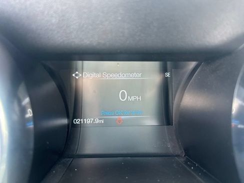 Used 2022 Ford Mustang GT RWD image 8