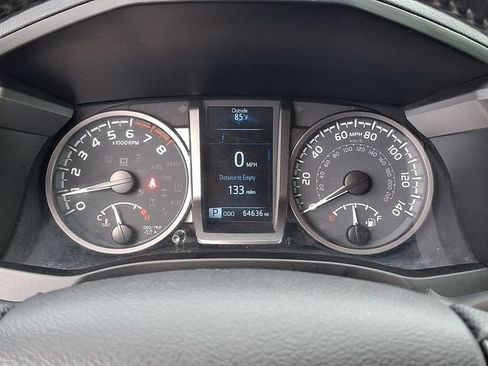 Used 2021 Toyota Tacoma TRD Off-Road AWD/4WD image 16