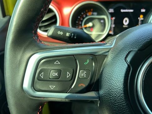 Used 2023 Jeep Wrangler Rubicon w/ Cold Weather Group AWD/4WD image 24