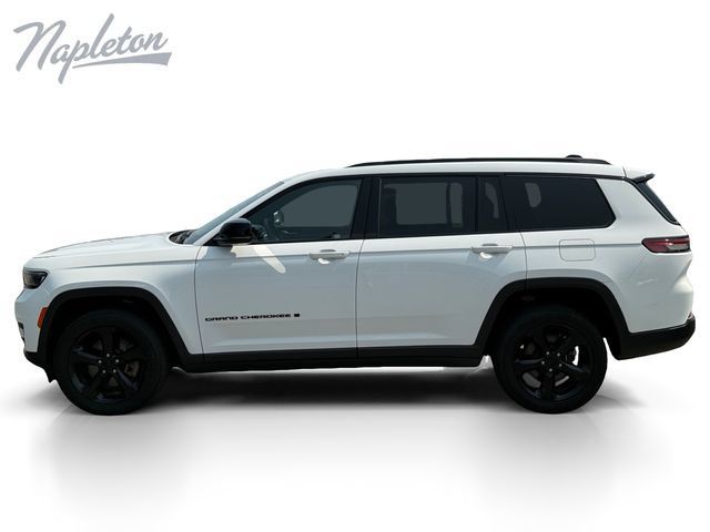 Used 2023 Jeep Grand Cherokee L Laredo AWD/4WD image 2