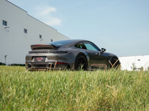 Used 2024 Porsche 911 Carrera 4S AWD/4WD image 16