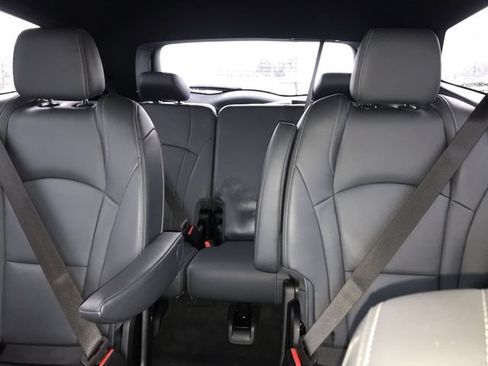 Used 2023 Buick Enclave Essence w/ Experience Buick Package AWD/4WD image 22
