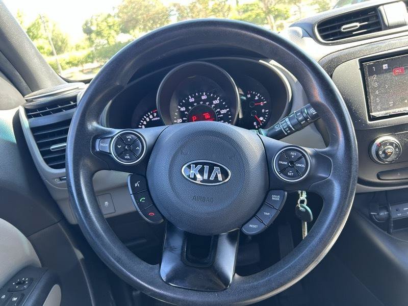 Used 2017 Kia Soul FWD image 10