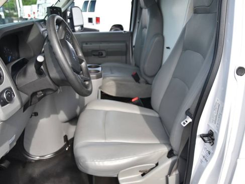 Used 2023 Ford E-350 and Econoline 350 Super Duty w/ Power Windows & Locks Group RWD image 9