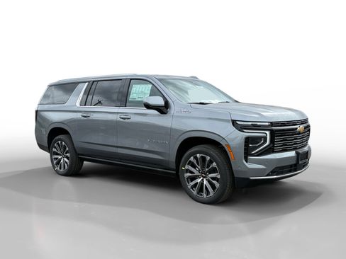 New 2026 Chevrolet Suburban High Country AWD/4WD image 7