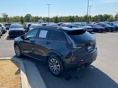 Used 2023 Cadillac XT4 Sport w/ Cold Weather Package FWD image 5