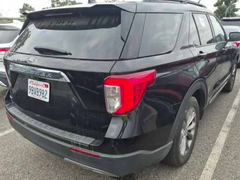 Used 2023 Ford Explorer XLT w/ Equipment Group 202A AWD/4WD image 5