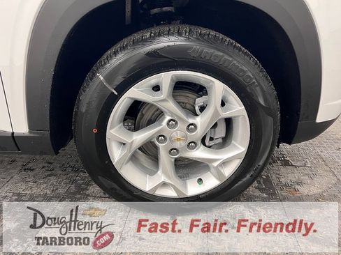 New 2026 Chevrolet Trax LS w/ LS Convenience Package image 19