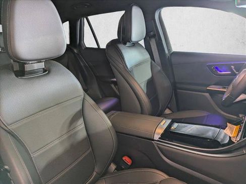 Certified 2026 Mercedes-Benz GLC 300 image 22