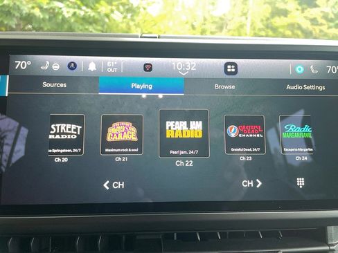 Used 2025 Jeep Wrangler Unlimited Sahara image 13