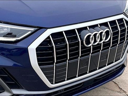 Used 2023 Audi Q3 2.0T Premium w/ Convenience Package AWD/4WD image 30