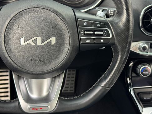 Used 2022 Kia Stinger GT1 image 21