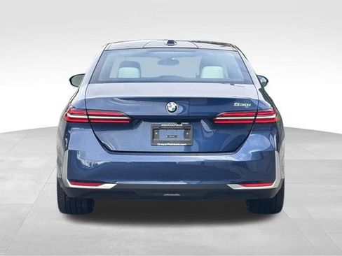 Certified 2026 BMW 530i RWD image 8