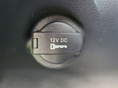 Used 2019 Jeep Compass Limited image 9