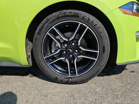 Used 2020 Ford Mustang Premium RWD image 8