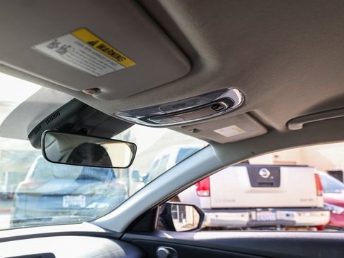 Used 2021 Hyundai Elantra SEL image 15