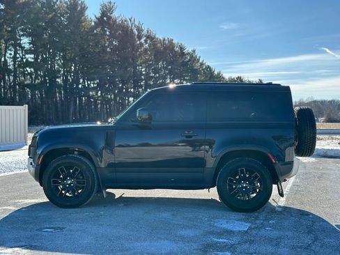 Used 2023 Land Rover Defender 90 S image 4