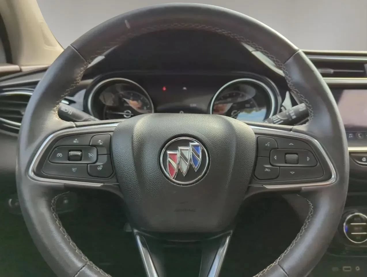 Used 2023 Buick Encore GX Essence w/ Experience Buick Package FWD image 13