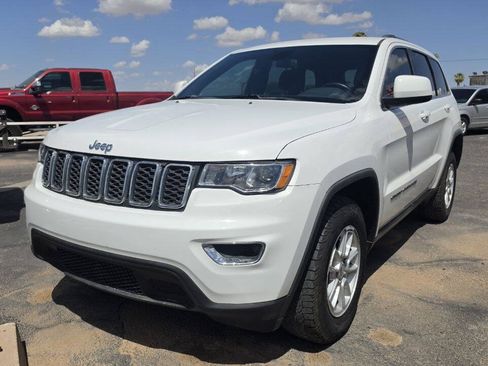Used 2020 Jeep Grand Cherokee Laredo AWD/4WD image 1