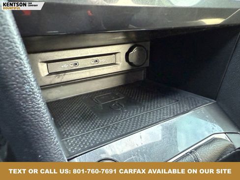 Used 2022 Volkswagen Tiguan SE R-Line image 26