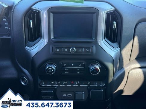 Used 2023 Chevrolet Silverado 1500 Custom Trail Boss AWD/4WD image 15