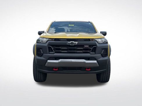 Used 2023 Chevrolet Colorado Trail Boss w/ LPO, Dark Essentials Package AWD/4WD image 28
