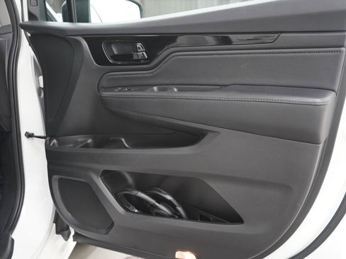 Used 2022 Honda Odyssey Touring image 9