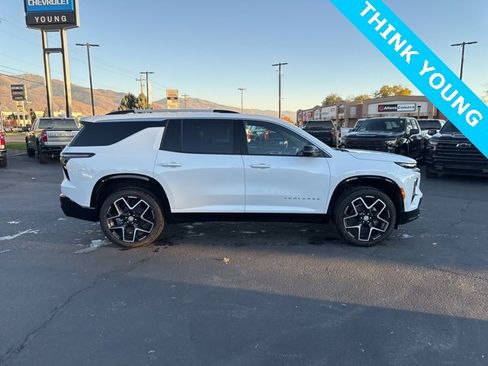 New 2026 Chevrolet Traverse High Country image 8