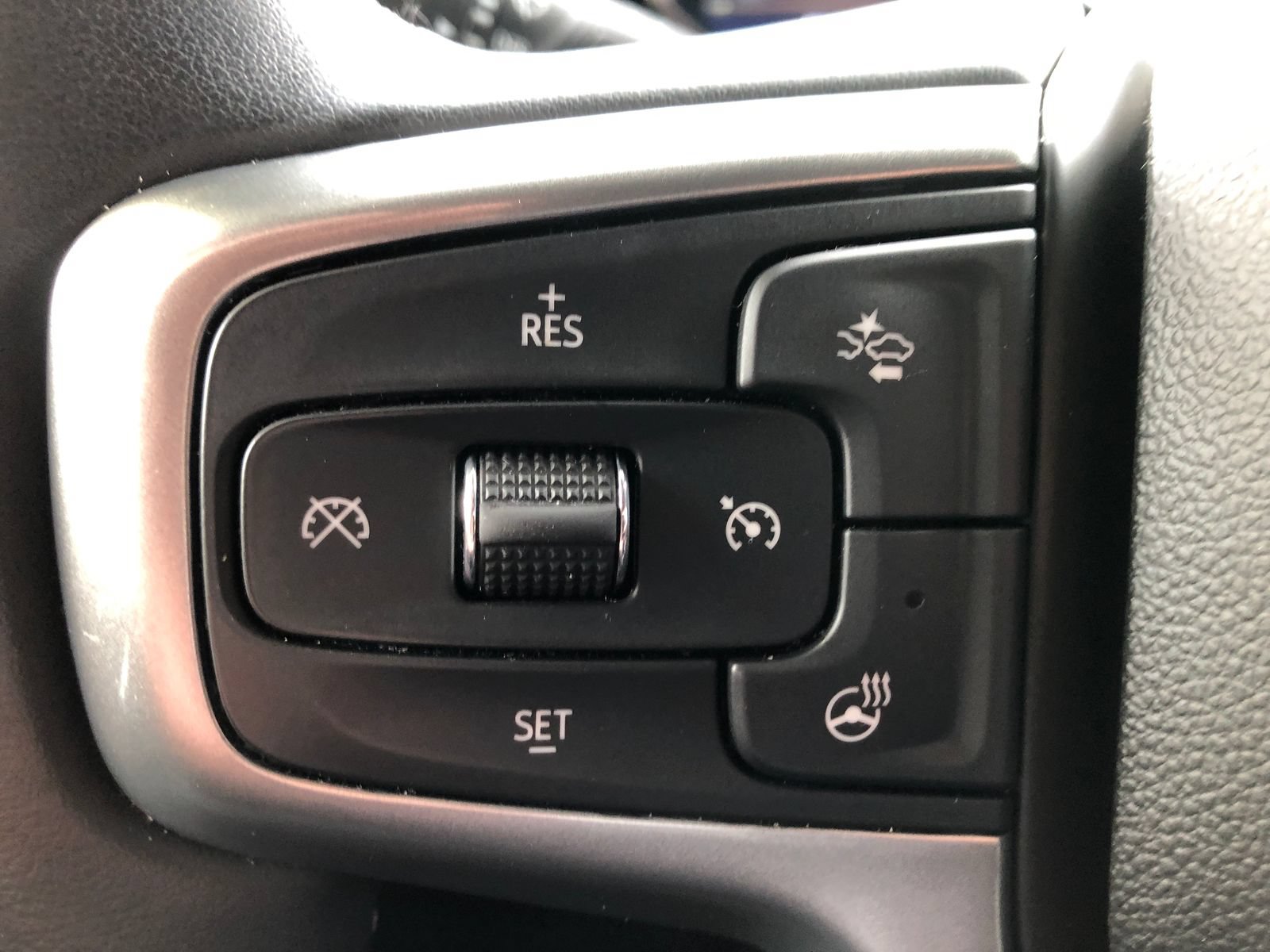 Used 2024 Chevrolet Silverado 1500 RST w/ LPO, Liner Protection Package AWD/4WD image 31