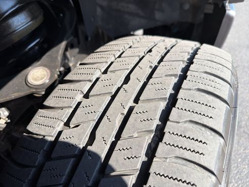 Used 2012 Ford F150 Platinum AWD/4WD image 7
