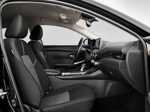 Used 2020 Nissan Sentra SR w/ Electronics Package FWD image 21