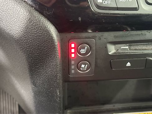 Used 2021 Honda Pilot Elite image 17