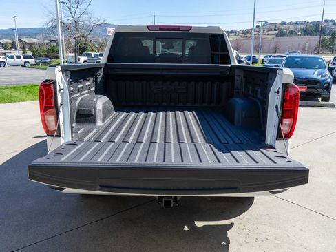 New 2026 GMC Sierra 1500 Elevation w/ Elevation Premium Package AWD/4WD image 31