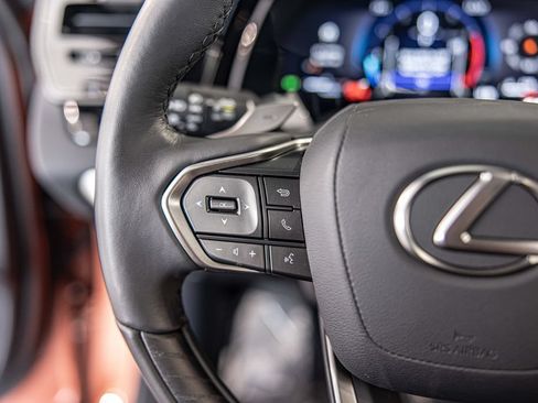 Used 2025 Lexus RX 350 Premium w/ Accessory Package (P1) AWD/4WD image 24