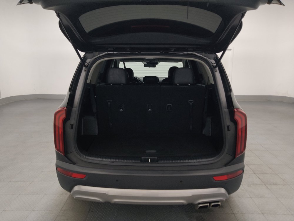 Used 2020 Kia Telluride S w/ S 8 Passenger Seating Package FWD image 29