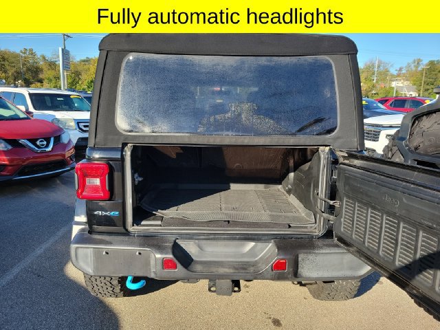 Used 2023 Jeep Wrangler Unlimited Rubicon 4xe AWD/4WD image 28