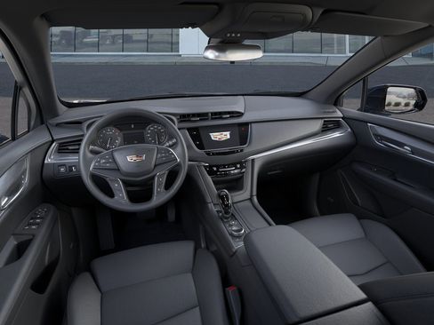 New 2026 Cadillac XT5 Luxury image 15
