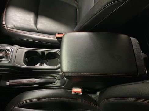 Used 2023 Jeep Gladiator Rubicon w/ Cold Weather Group image 21