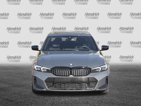 Used 2023 BMW 330i Sedan w/ M Sport Package image 3
