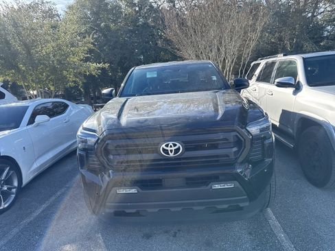 Used 2024 Toyota Tacoma 2WD Double Cab image 7