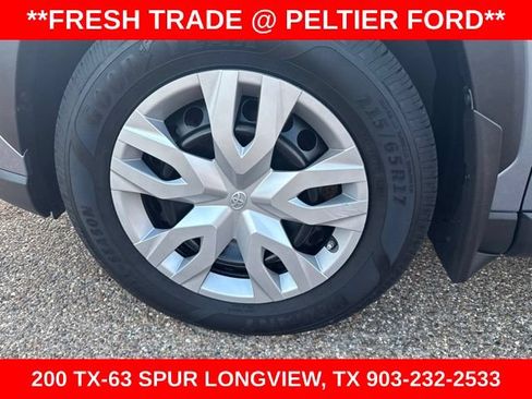 Used 2022 Toyota Corolla Cross L FWD image 5