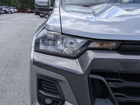 Used 2023 Chevrolet Colorado LT w/ LT Convenience Package RWD image 9