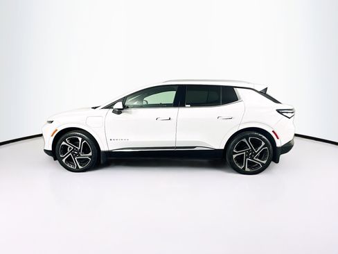 Used 2024 Chevrolet Equinox EV LT w/ Active Safety Package 3 image 4