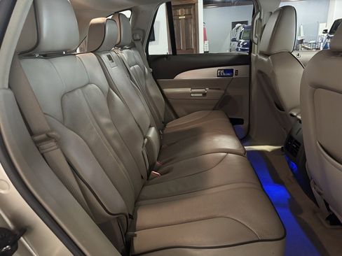 Used 2011 Lincoln MKX AWD w/ 101A Rapid Spec Order Code image 24