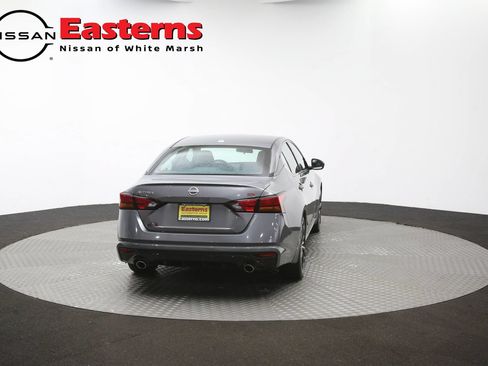 Used 2024 Nissan Altima 2.5 SR FWD image 32