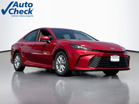 Used 2025 Toyota Camry LE FWD image 1