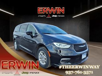 Certified 2024 Chrysler Pacifica Touring-L FWD video 1