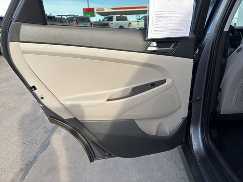 Used 2016 Hyundai Tucson SE w/ Option Group 02 image 13