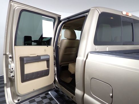 Used 2011 Ford F350 Lariat w/ Lariat Interior Pkg AWD/4WD image 32