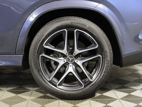 Certified 2025 Mercedes-Benz GLE 53 AMG 4MATIC image 33